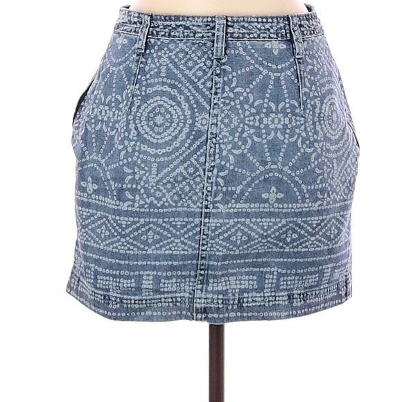 Free people button Jean blue mini skirt with spiral print midrise… - Picture 5 of 11